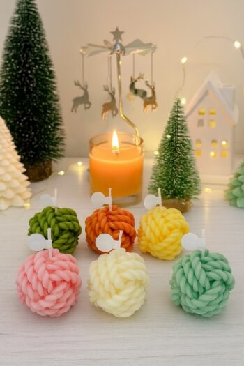 Small Woollen Candle