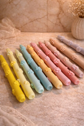 Daizy Pillar Candle